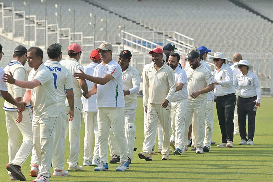 In response, India in the UK, with Koushik Chatterjee as skipper, made light work of the chase, polishing off the required runs inside 12 overs with nine wickets to spare. Aranya Deb top scored with 21, with Kritin Chatterjee and Arjun Prakash notching 20 each. Judhajit Mukherjee, unbeaten on nine, preserved his streak of never being dismissed in the history of the tournament. For UK in India, the solitary wicket went to Sourav Pal Chowdhury