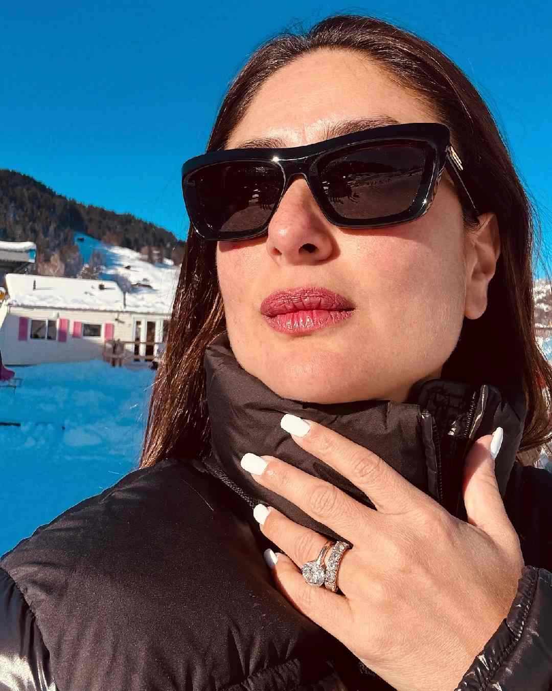 Kareena Kapoor Khan shared selfies from Switzerland. A black turtleneck jacket and chic wayfarers made for a killing outfit as the Singham Again actress posed against a snow-clad landscape.