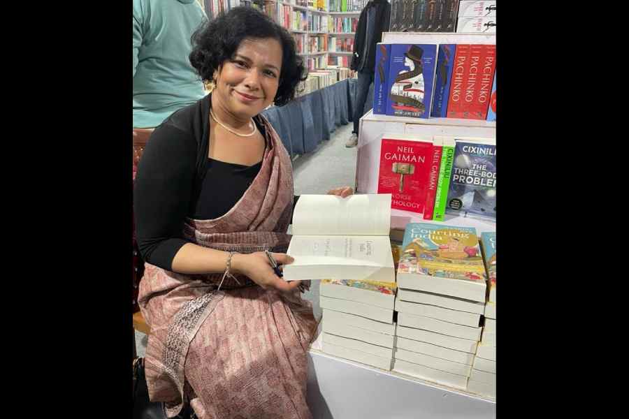 Book fair | Mughal court saga earns plaudit for BJ Block girl ...