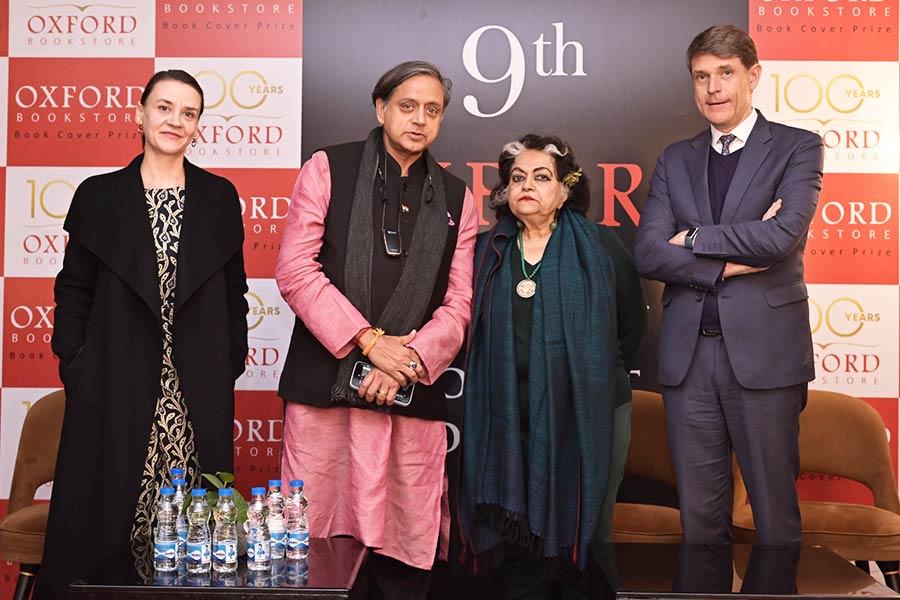 (L to R) Anja Riedeberger, Shashi Tharoor, Alka Pande and Emmanuel Lebrun-Damiens