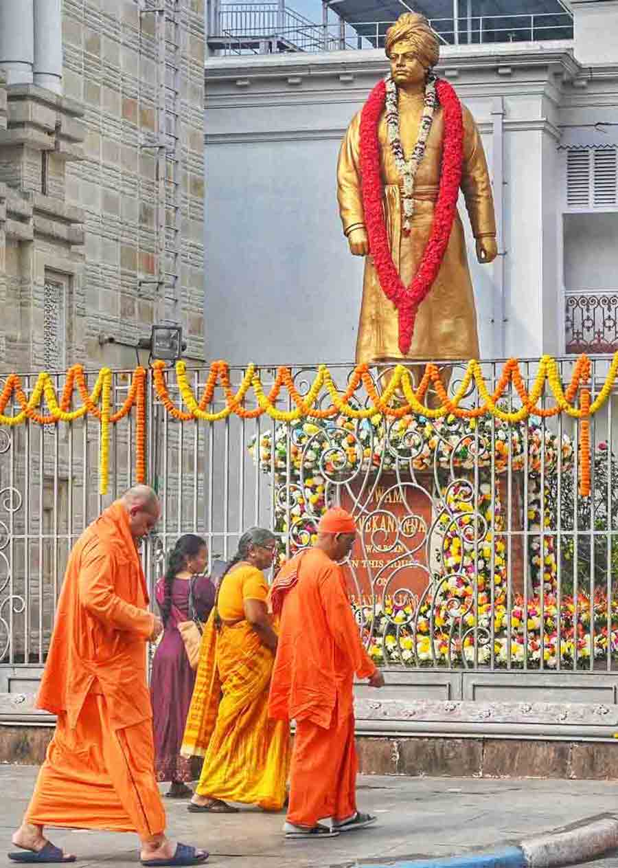 Swami Vivekananda's statue was decorated on the occasion of the his birth date according to Bengali almanac at his ancestral home at Bidhan Sarani on Friday