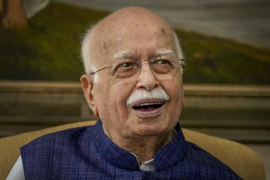 LK Advani Well Deserved Poignant Acknowledgment Of A national Hero 
