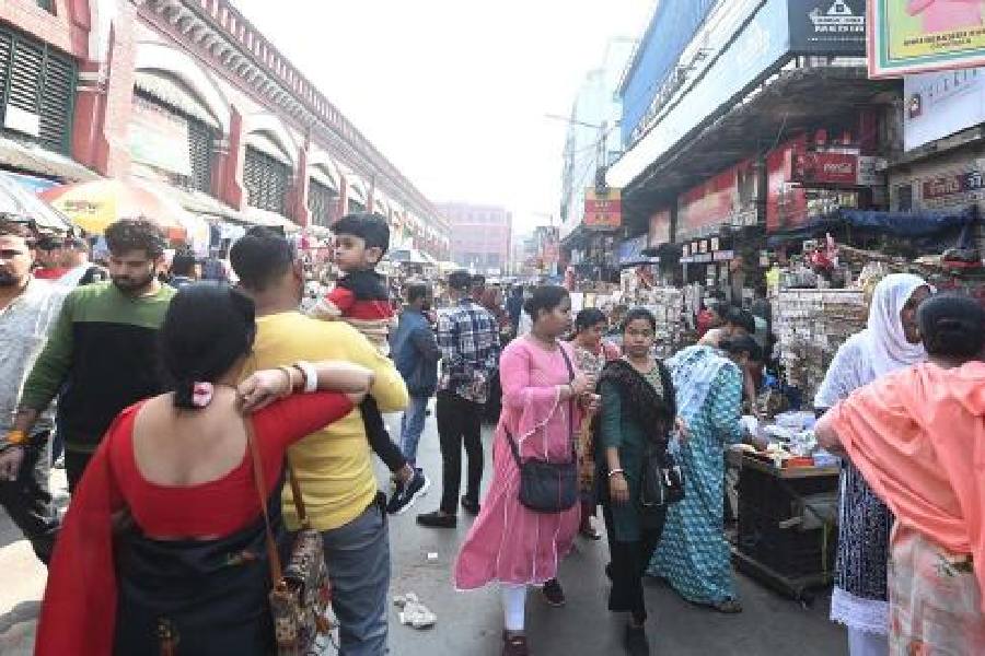 Illegal Hawkers at New Market area on Sunday