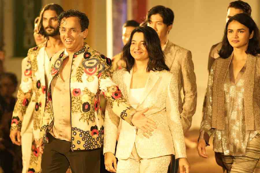 Komal and Ratul Sood took a bow at FDCI India Men’s Weekend in Goa
