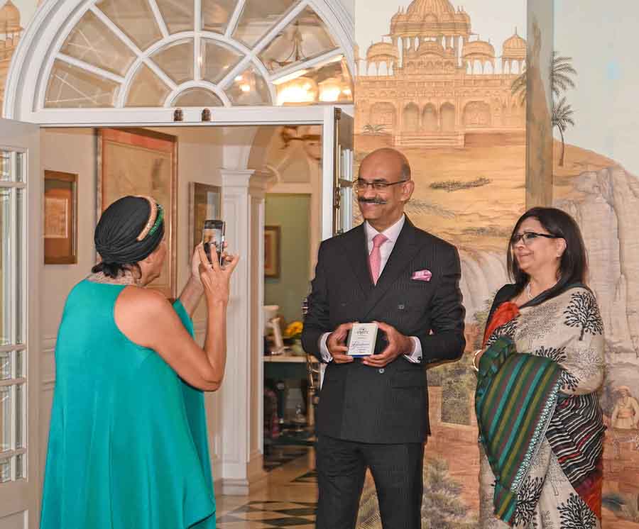 Rashmi, known for her penchant for capturing moments for social media, documents a pose struck by K. Mohanchandran, senior VP of IHCL, and Modhurima Sinha from Taj Bengal 
