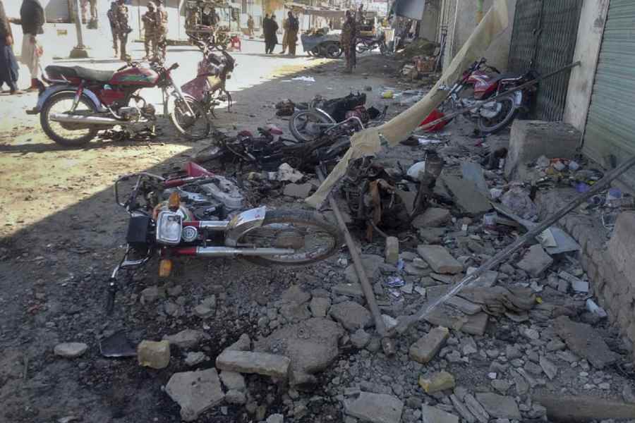 Bomb Blast | Pakistan: At Least 25 Killed, 42 Injured In Bomb Blasts ...