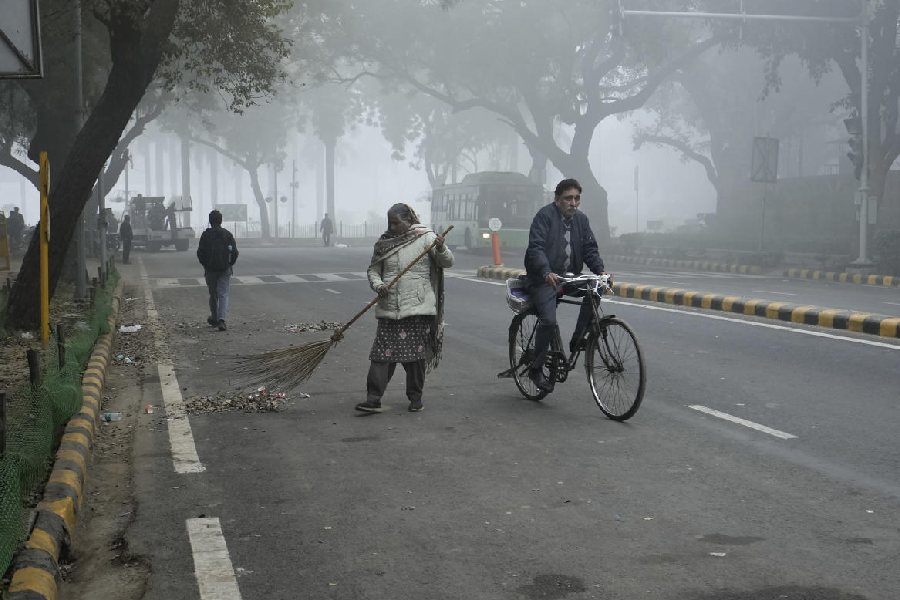 Delhi | Delhi Records Minimum Temperature Of Seven Degrees Celcius, Air ...