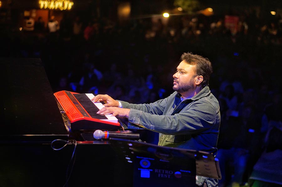 “When you pay tribute to such legends, we feel it’s the only way to pay homage because Indian music is what it is because of the way these legendary composers thought and worked,” said Sourendro Mullick, who acknowledged that the enthusiasm of the crowd added extra energy and passion to their performance. Sourendro added that it was always to perform in programmes with a cause. “It is indeed special when our music reflects the society. Music is our passion but passion for a reason makes it even more special”