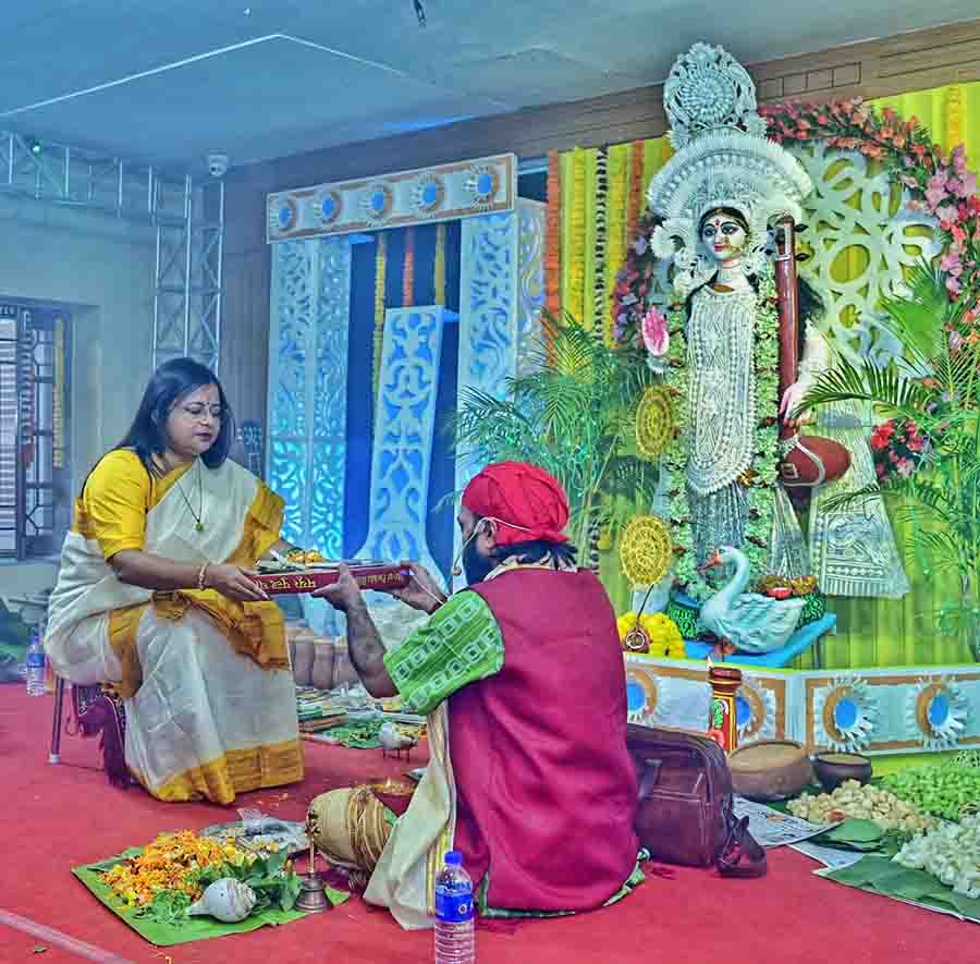 Saraswati Puja was celebrated in all grandeur at Delhi Public School Ruby Park. The goddess of learning and knowledge was worshipped amidst bright garlands and hand-made decorations by the students and teachers