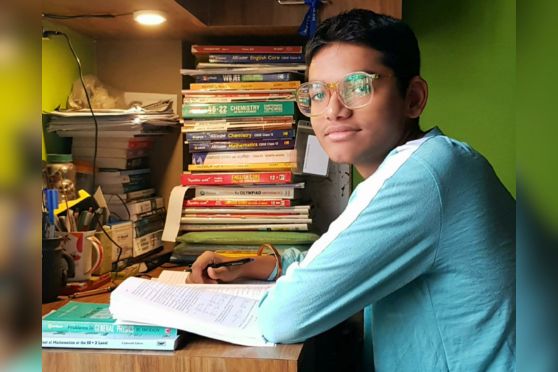 Young genius from Siliguri; Irradri Basu Khaund, JEE Main 2024 West Bengal topper with 99.99 percentile score.