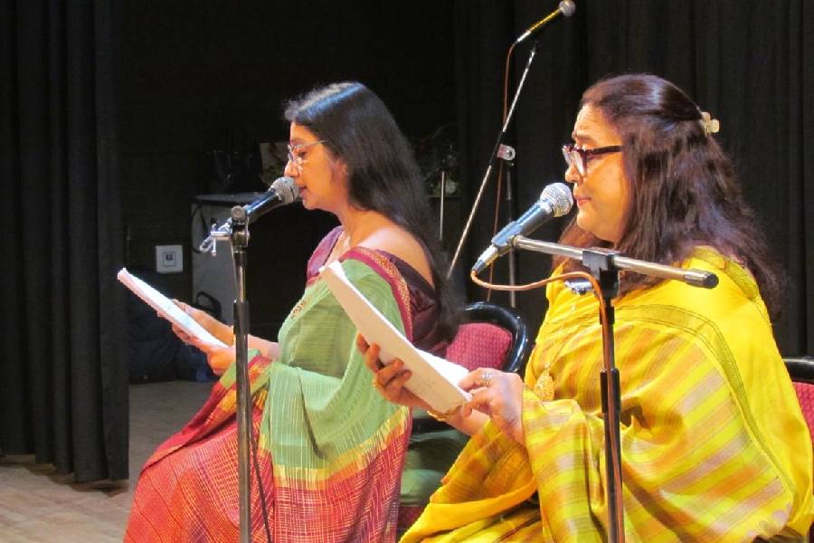 The Kathay Kathay show at Rabindra Okakura Bhavan.