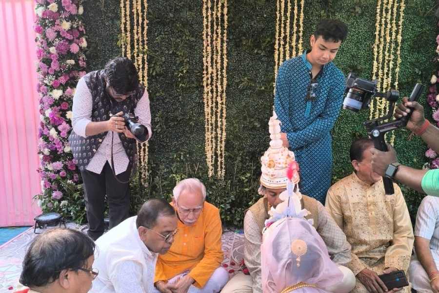 Nairit Dutta Gupta and his team shoot a wedding
