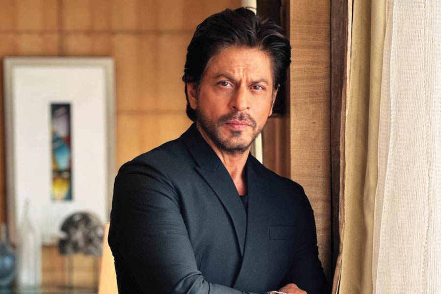 One ex-Indian navy officer is believed to have been spared his life after quoting a series of Shah Rukh Khan dialogues in Qatar  
