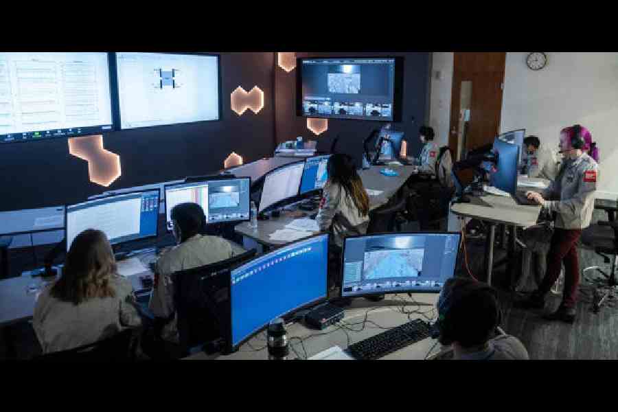 Students in a mission control centre built by Carnegie Mellon University in Pittsburgh, US 