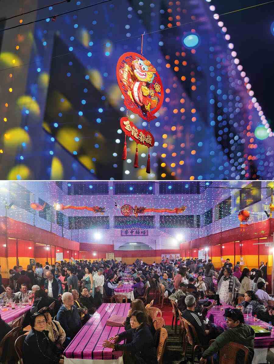 Members of the Chinese community from all over Kolkata  joined the carnival in good numbers. The school was decked up in festive lights