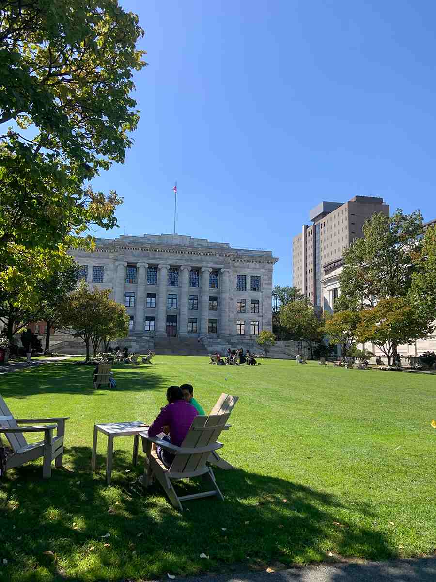 I found several people chilling on the lawns in front of Harvard Medical School — and why not, summer was on its way out and it was one of the last bright sunny days 