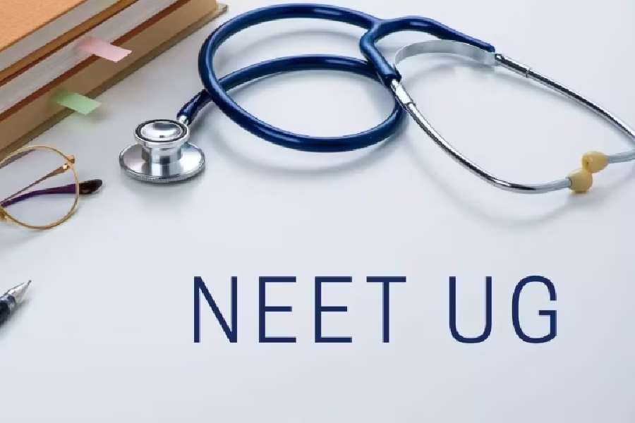 Checklist of Documents Required on NEET UG 2024 Exam Day!