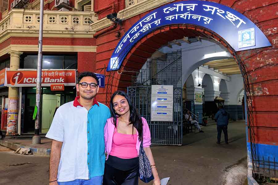 It was a special Valentine’s Day for Megha Dasgupta and Raunak Das Sharma, as they explored their city together. ‘This was such an insightful experience for us, with emphasis on the lesser-talked about history of New Market. The Kolkata-themed cocktail menu at AMPM was a bonus,” said Megha, a doctor and influencer