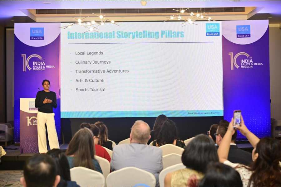 Mathura Premaruban, head of global communication at Brand USA conducted a session on Brand USA's role at large. She touched upon exciting destinations, scope of business and other important aspects of Brand USA's objectives and roles.