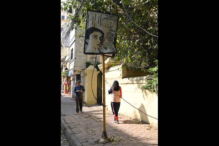 Bishop Lefroy Road , Kolkata – 700020 later named as Satyajit Ray Dharani at Ward no -70. Once this road was decorated with the copy of the posters of the films of Satyajit Ray and twin lights. Now many copy of the posters have damaged