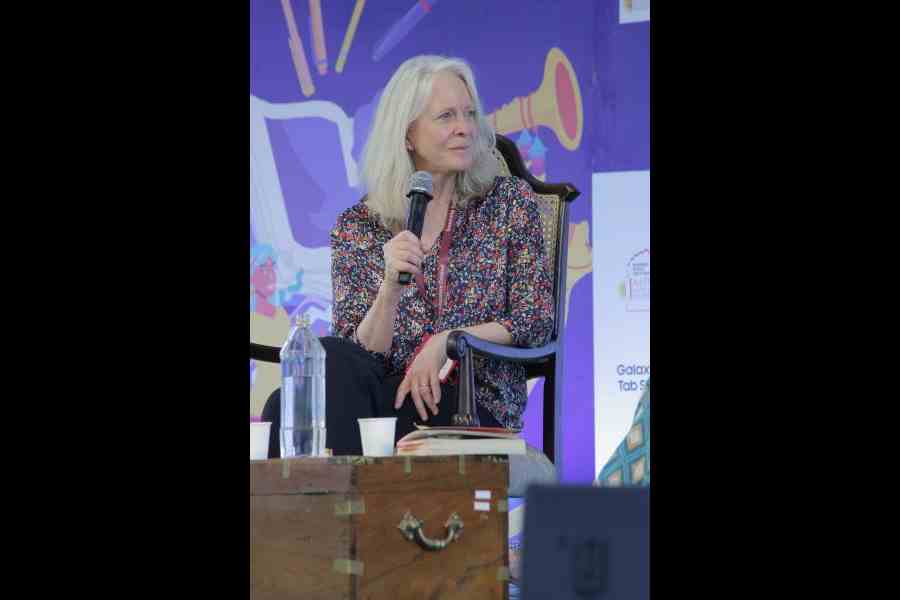 Bonnie Garmus at the Jaipur Literature Festival 2024