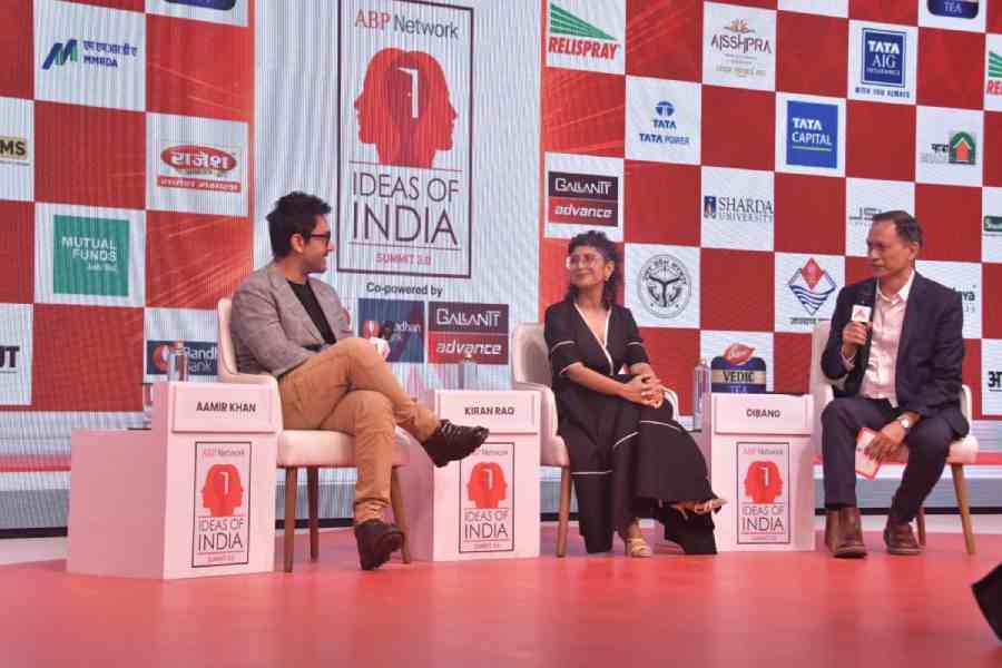 Aamir Khan and Kiran Rao at ABP Network Ideas of India Summit 3.0 in Mumbai
