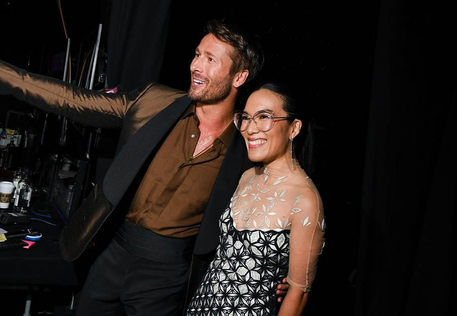 While Ali Wong won the award for Best Female Actor in a Limited Series for the Netflix comedy-drama Beef, her co-star Steven Yeun took home the prize for Best Male Actor. Ali posed for the camera with Top Gun: Maverick actor Glen Powell.