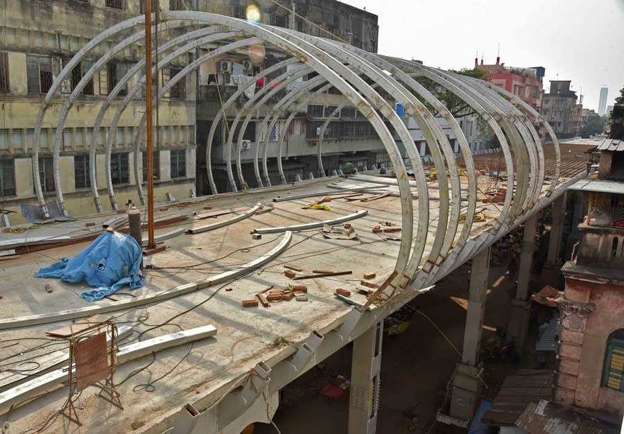 The upcoming skywalk at Kalighat is a 430-meter elevated walkway under construction  