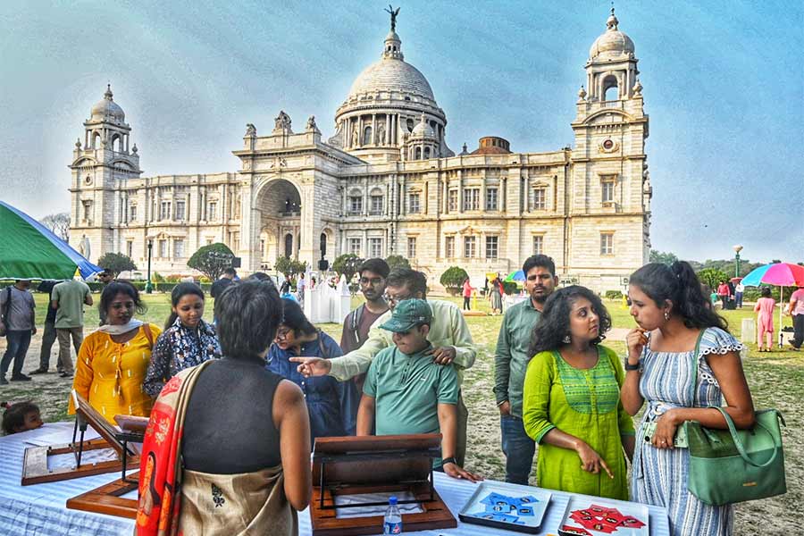 Kolkata News Leap Day Activities Nasa Scientist At Bitm And More