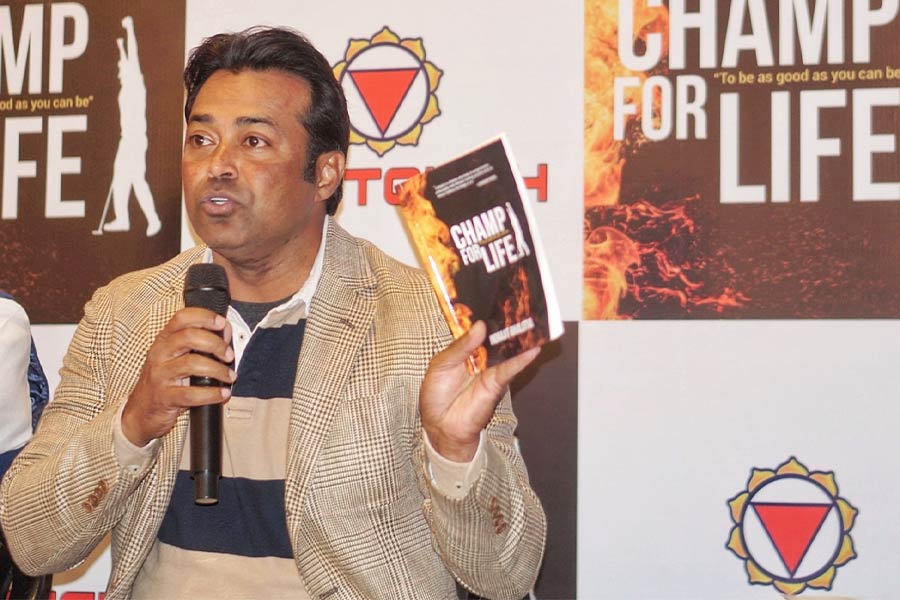  Leander Paes narrated the story of how he switched from football to tennis