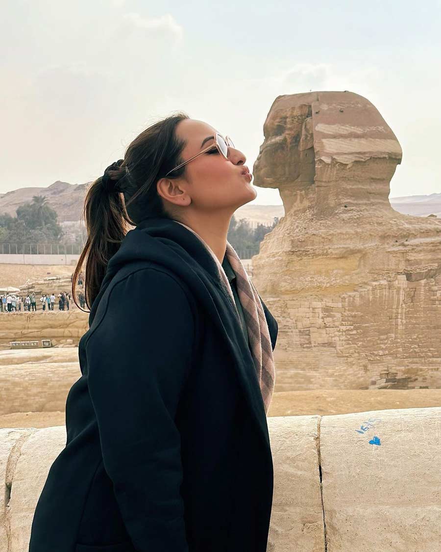 On her visit to Egypt, Sonakshi Sinha was enthralled by the over 2500-year-old Great Sphinx of Giza. “Sphinx just lookin like a wow so i gave him a kiss,” she wrote on social media.
