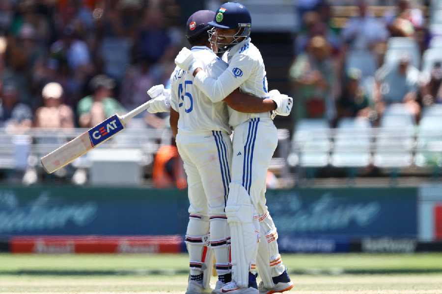 India Clinches Victory, Levels Series Against South Africa In Shortest ...