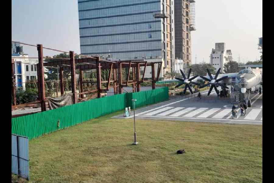 The ramp of the aircraft museum under construction
