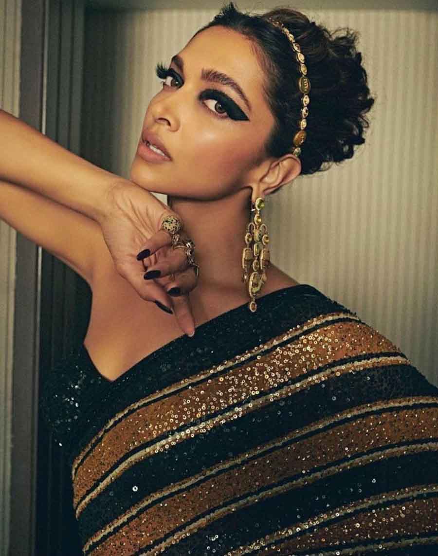 Deepika Padukone slays black saree look, check out pics