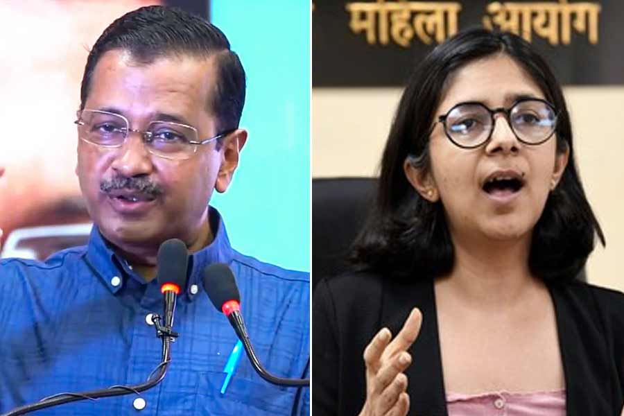 Delhi Chief Minister Arvind Kejriwal Accepts Swati Maliwal's ...