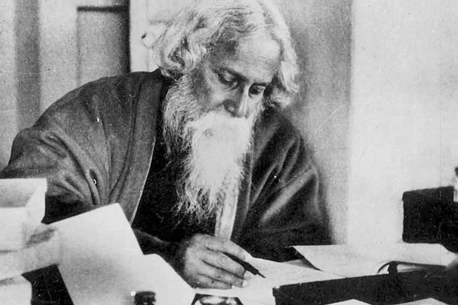 Government schools in Kolkata will introduce a module dedicated to Tagore, which includes mastering the art of gazing out of the window