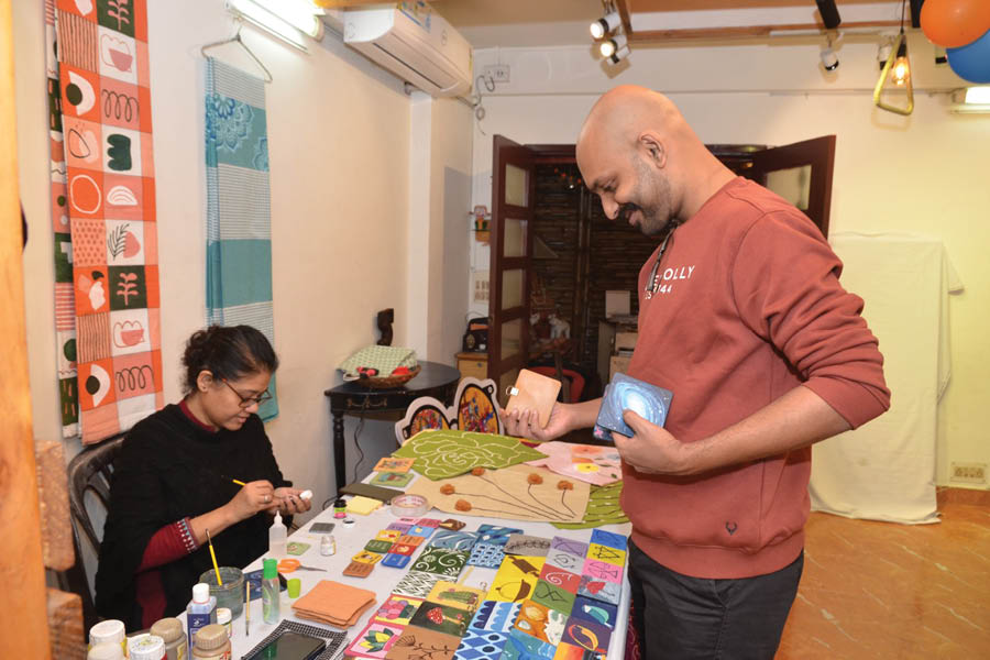 Ayan Bhattacharya exploring the collection at Kulungi