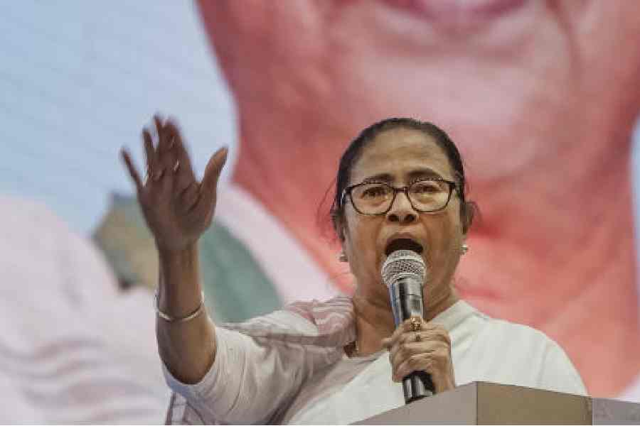 Do Not Agree With Concept Of One Nation One Election Mamata Banerjee To Kovind Led Panel