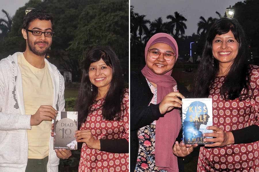 The event also had giveaways – Niladri Banerjee received a copy of Dead ‘to Them’ while Nazrana Perween got a copy of ‘Kiss of Salt’ 