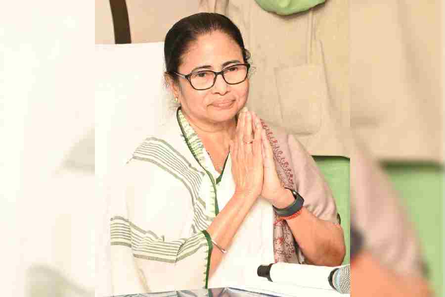Bengal CM Mamata Banerjee announces hike in remunerations of remunerations of ASHA, Anganwadi workers ahead of Lok Sabha polls