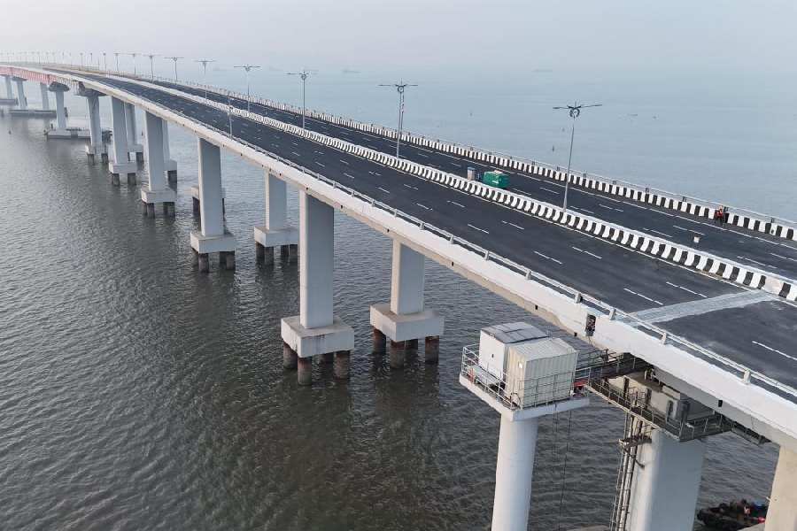 PM inaugurates Atal Setu, longest sea bridge in country connecting