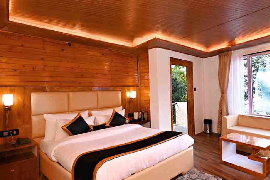 The superdeluxe interconnected room is a blend of sophistication and comfort during the stay, perfect for a family or a group of friends