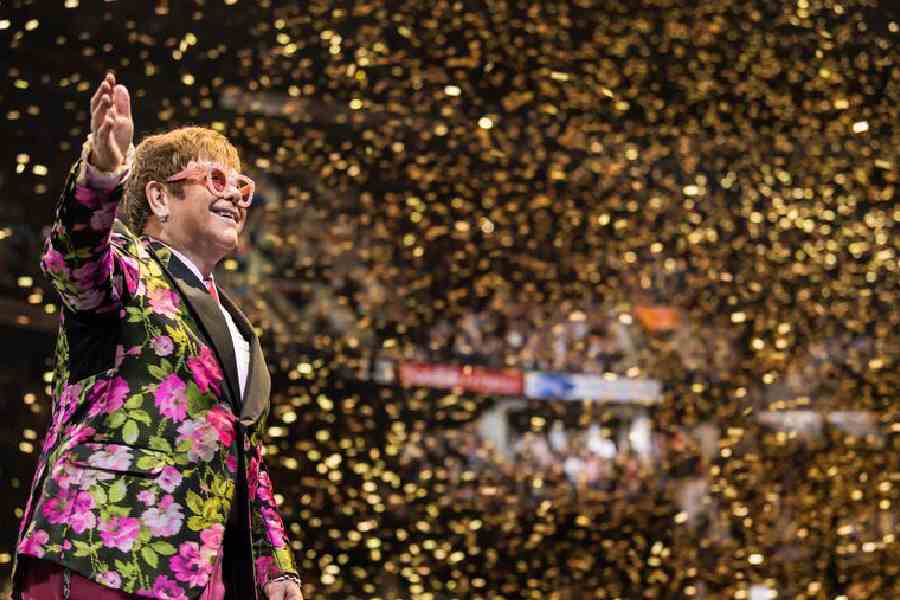 Elton John in Elton John Live: Farewell from Dodger Stadium