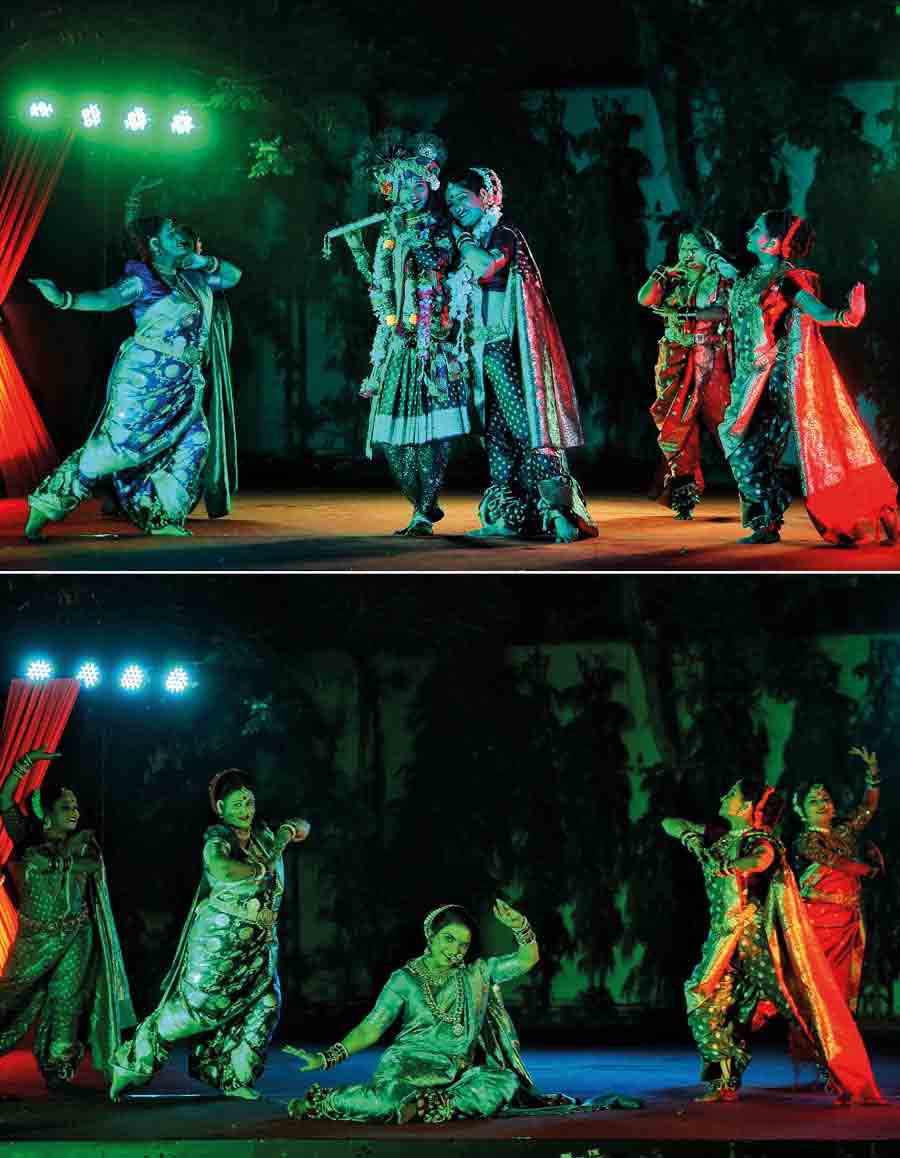 A special Lavani dance performance by Mamta Patil and her troupe was also held on January 10 at the Academy lawn