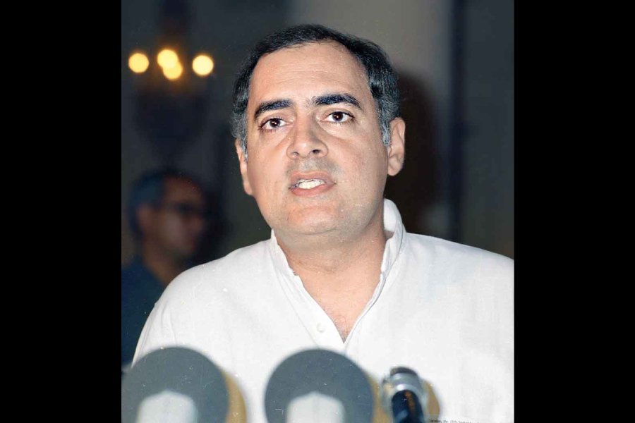 Rajiv Gandhi