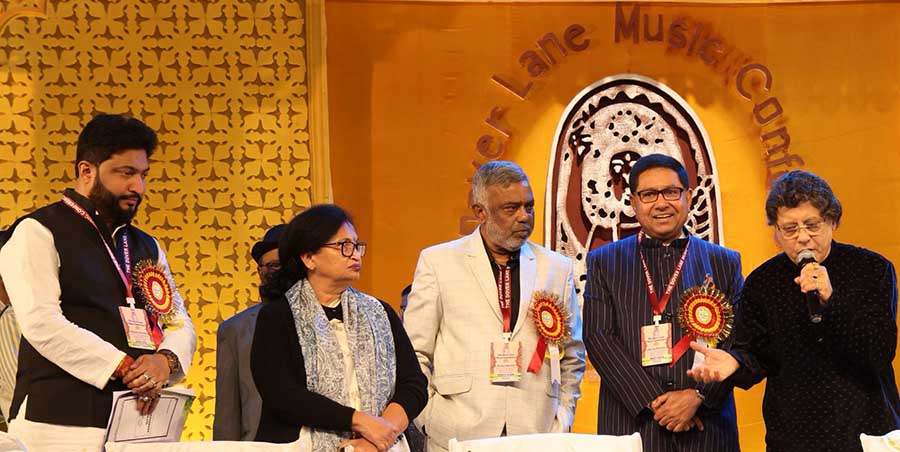 Pt Anindo Chatterjee received the Sangeet Samman Award at 72nd Annual Dover Lane Music Conference in presence of minister Chandrima Bhattacharya, mayor-in-council Debasish Kumar, councillor Saurabh Basu and patron of Dover Lane Music Conference Sanjay Budhia  