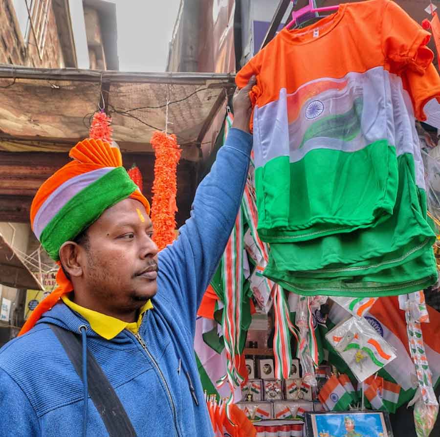 Tricolour t-shirts on sale for Republic Day   