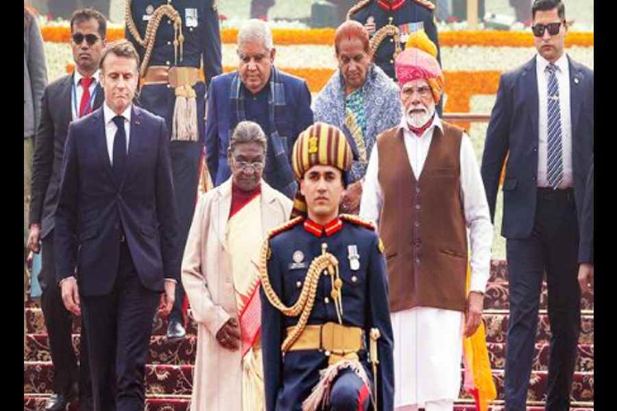 France | Macron’s visit: France flags notice to India-based journalist Vanessa Dougnac