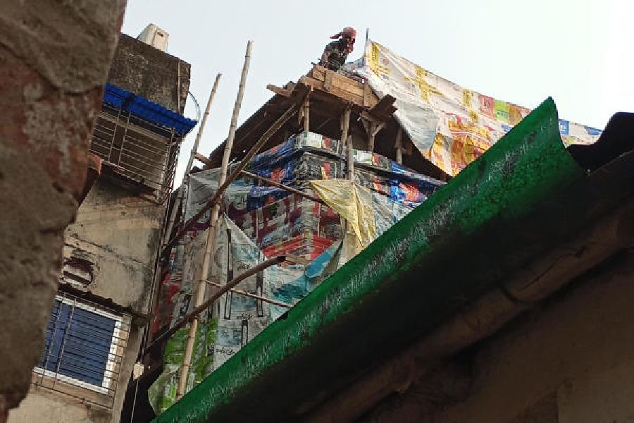 The alleged illegal construction in Karaya against which the Kolkata Municipal Corporation has issued a demolition order. The complainant has provided the picture