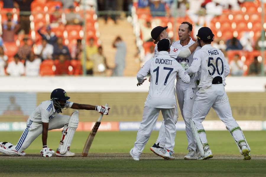 India Vs England | England Stuns India With Dramatic Turnaround ...